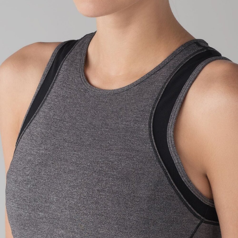 Lululemon Tank Keep It Cropped Luxtreme - Picture 3 of 7
